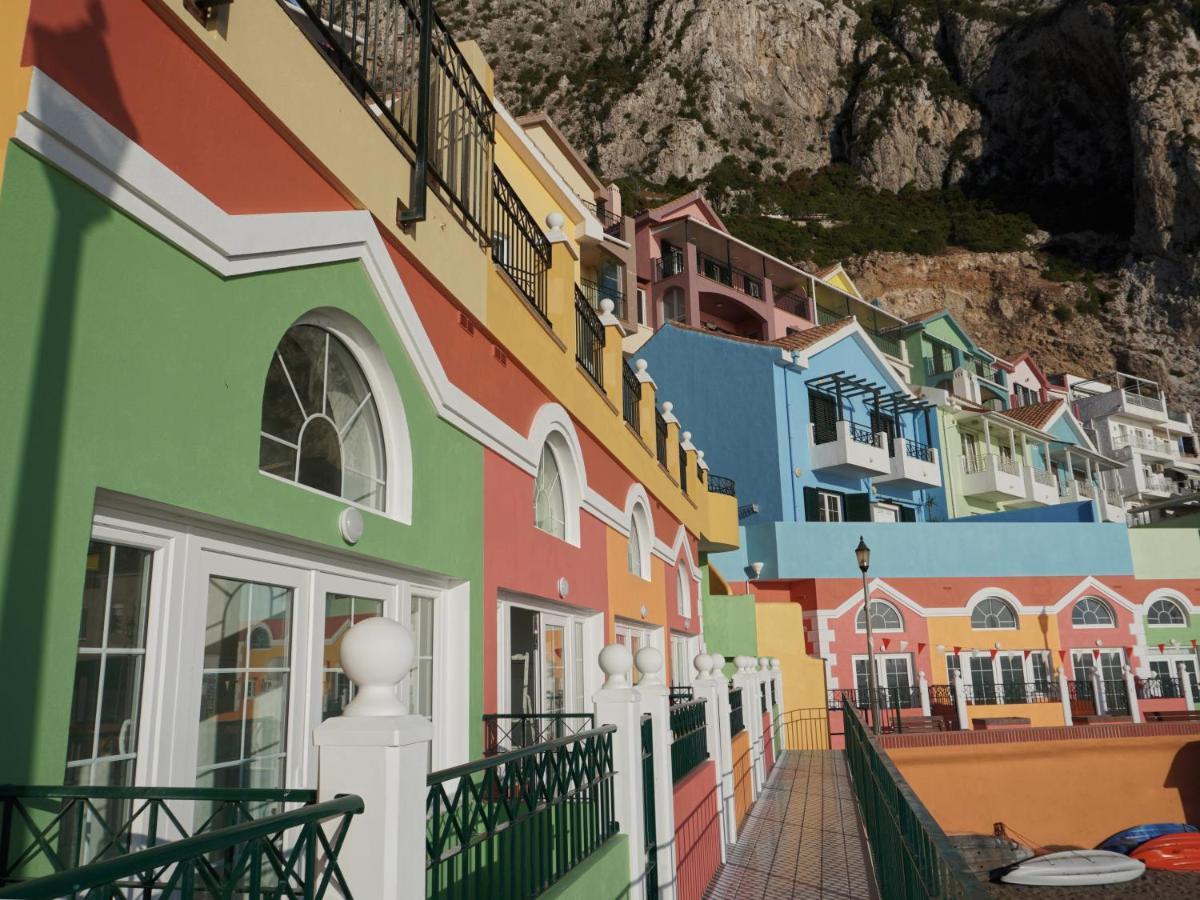 Spectacular Beachfront Duplex On The Mediterranean - Caleta, Catalan Bay Lägenhet Gibraltar Exteriör bild